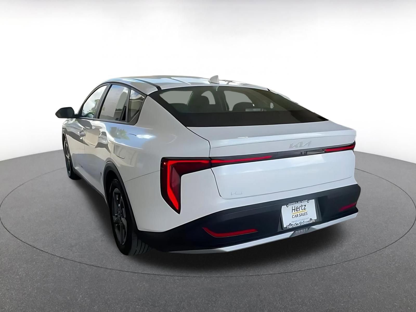 Used 2025 Kia K4 LXS image 11