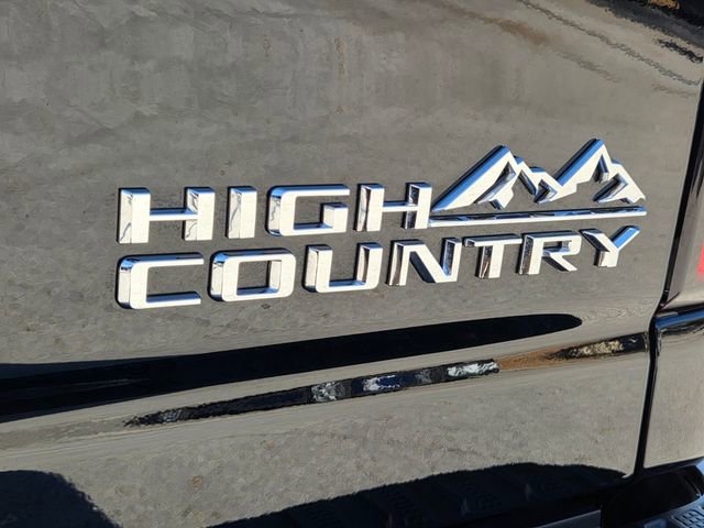 Used 2025 Chevrolet Silverado 2500 High Country w/ High Country Premium Package image 21