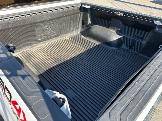 Used 2018 Toyota Tundra 1794 Edition AWD/4WD image 32