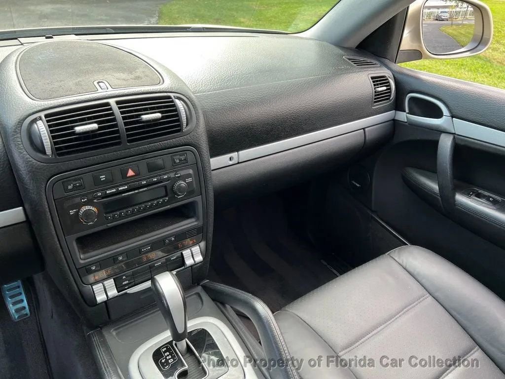 Used 2005 Porsche Cayenne S image 30
