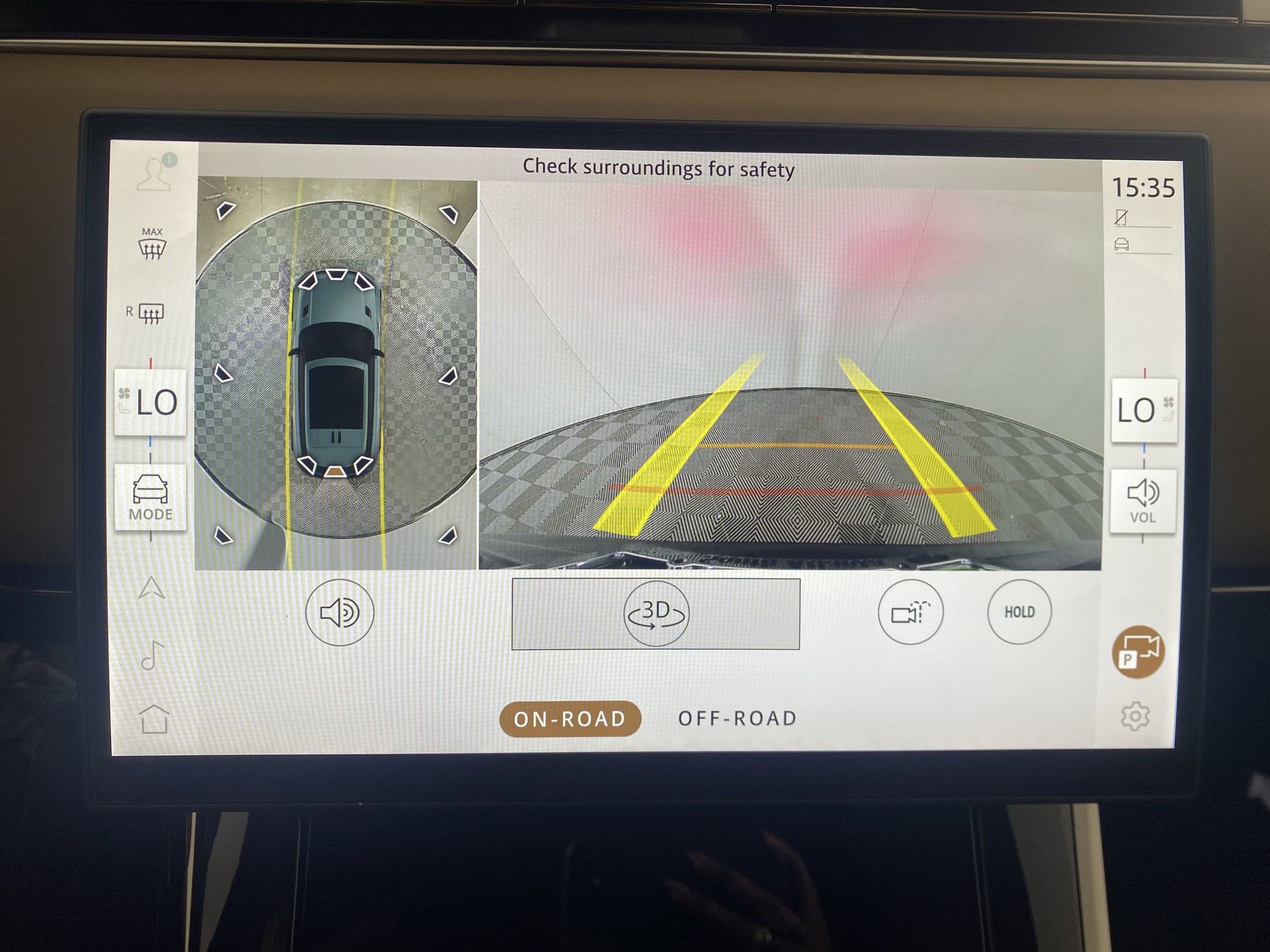 New 2025 Land Rover Range Rover Sport Dynamic SE image 23