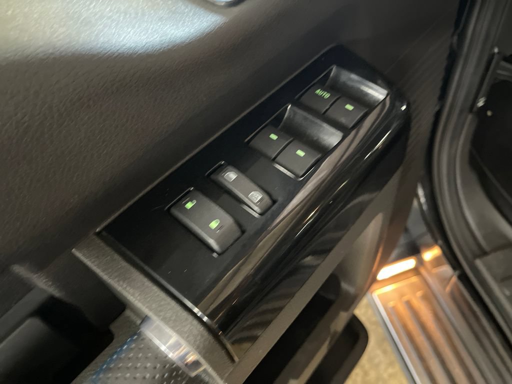 Used 2010 Ford F250 Harley-Davidson AWD/4WD image 18