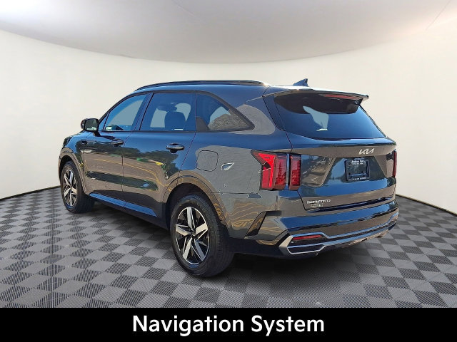 Certified 2023 Kia Sorento S w/ Panoramic Sunroof Package FWD image 5