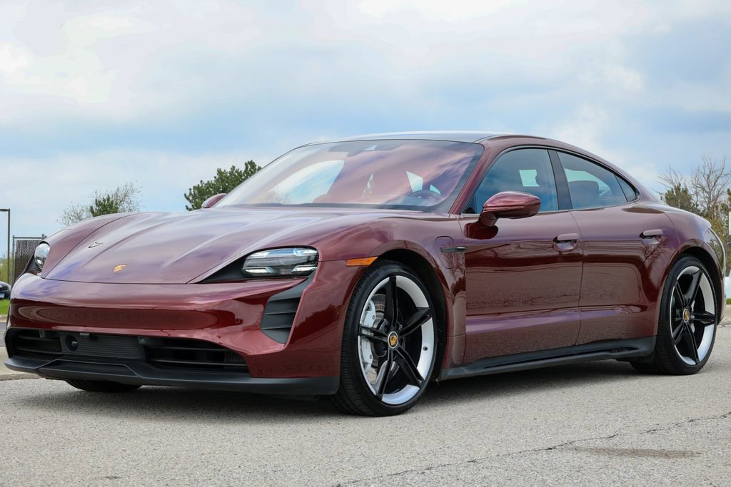 Certified 2022 Porsche Taycan GTS image 16