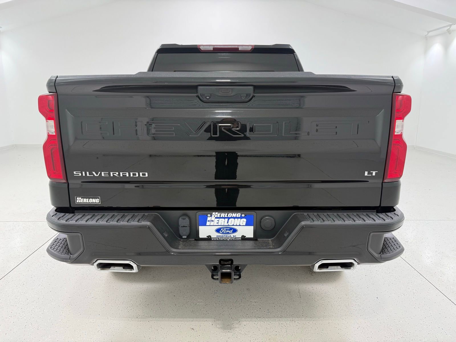 Used 2023 Chevrolet Silverado 1500 LT Trail Boss w/ Protection Package AWD/4WD image 5