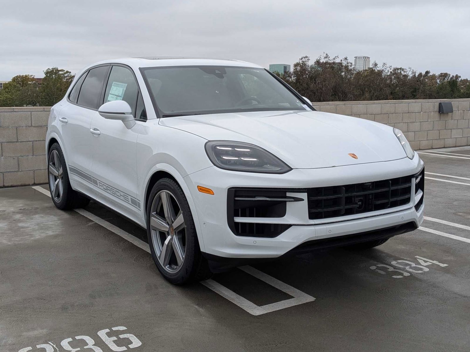 New 2025 Porsche Cayenne image 7
