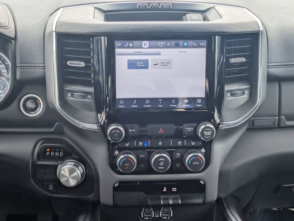 Used 2024 RAM 1500 Laramie image 17