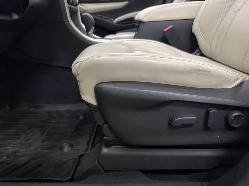 Used 2022 Subaru Ascent Limited w/ Technology Package AWD/4WD image 36
