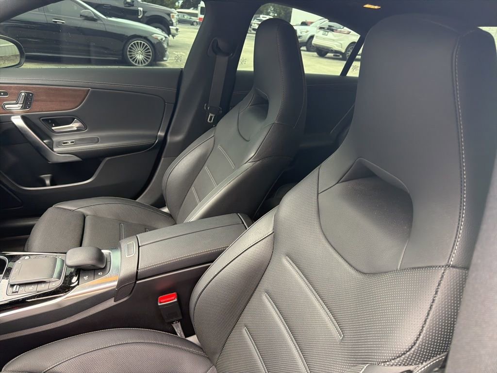 Used 2023 Mercedes-Benz CLA 35 AMG 4MATIC image 10