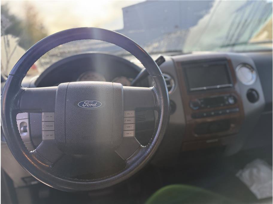 Used 2004 Ford F150 XLT image 17