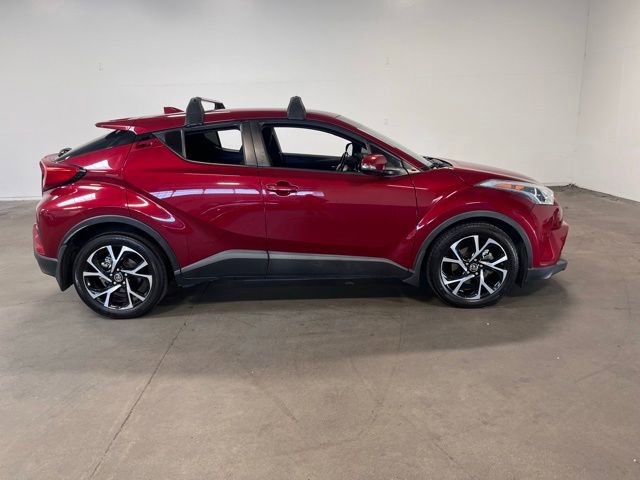 Used 2018 Toyota C-HR XLE image 2