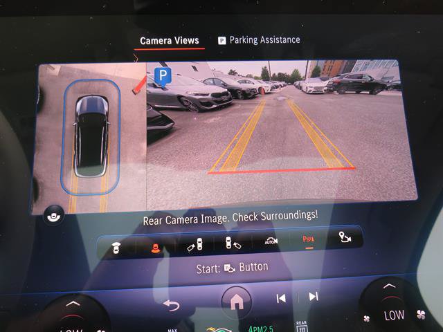 Certified 2023 Mercedes-Benz EQS 580 4MATIC SUV w/ Exclusive Trim Package image 17