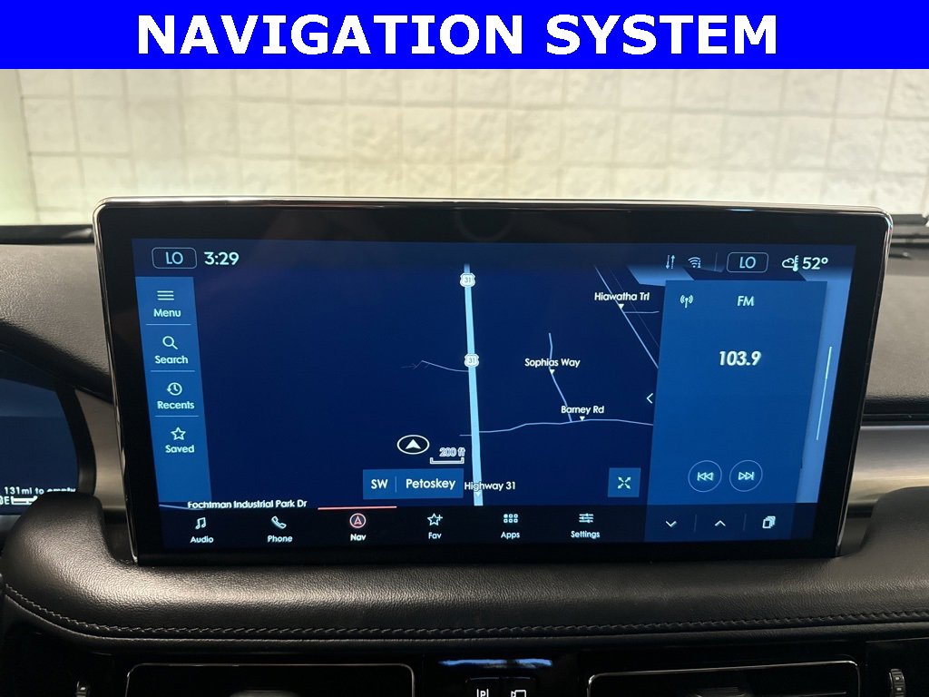 Used 2023 Lincoln Nautilus AWD w/ Premium Package image 9