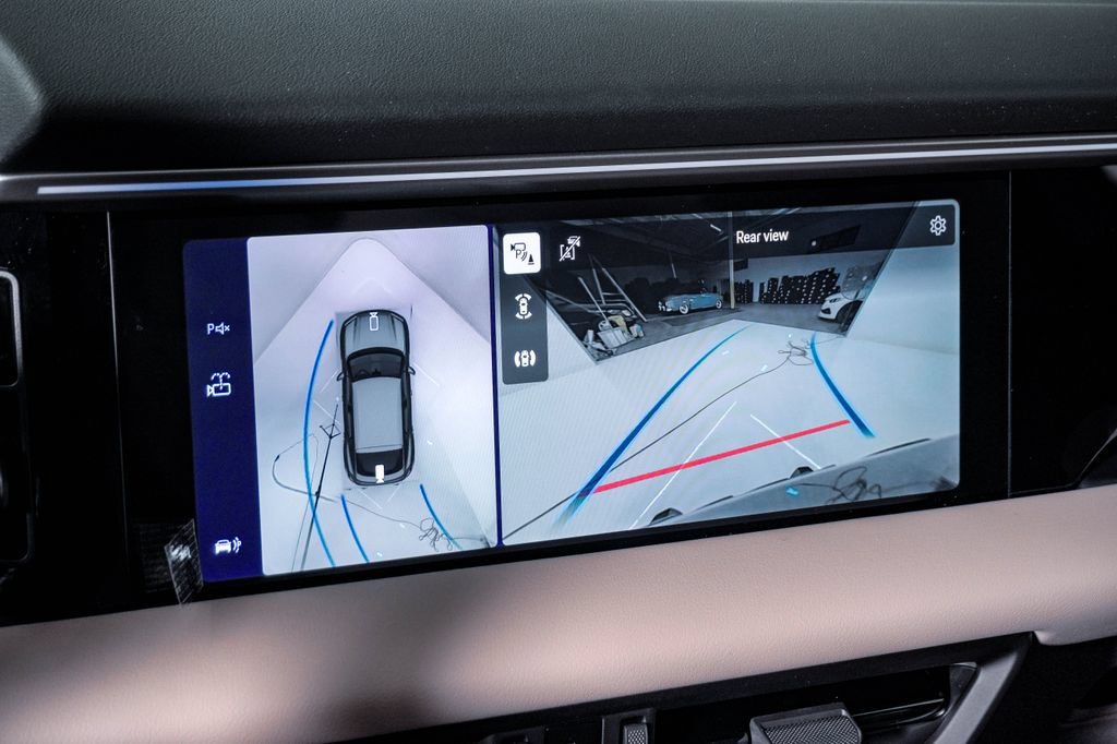 New 2026 Porsche Macan 4 Electric AWD/4WD image 23