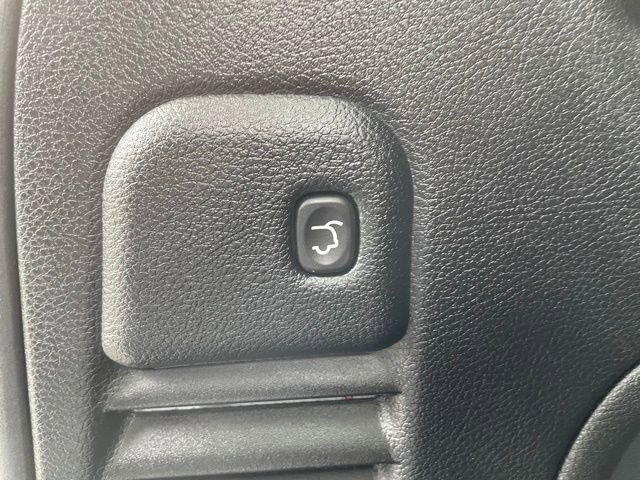 Used 2022 Jeep Grand Cherokee Laredo X image 34