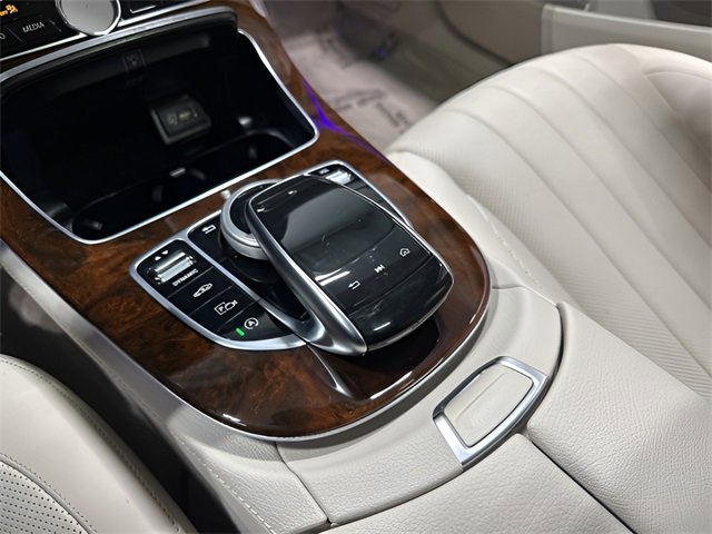 Used 2020 Mercedes-Benz E 350 4MATIC Sedan image 23