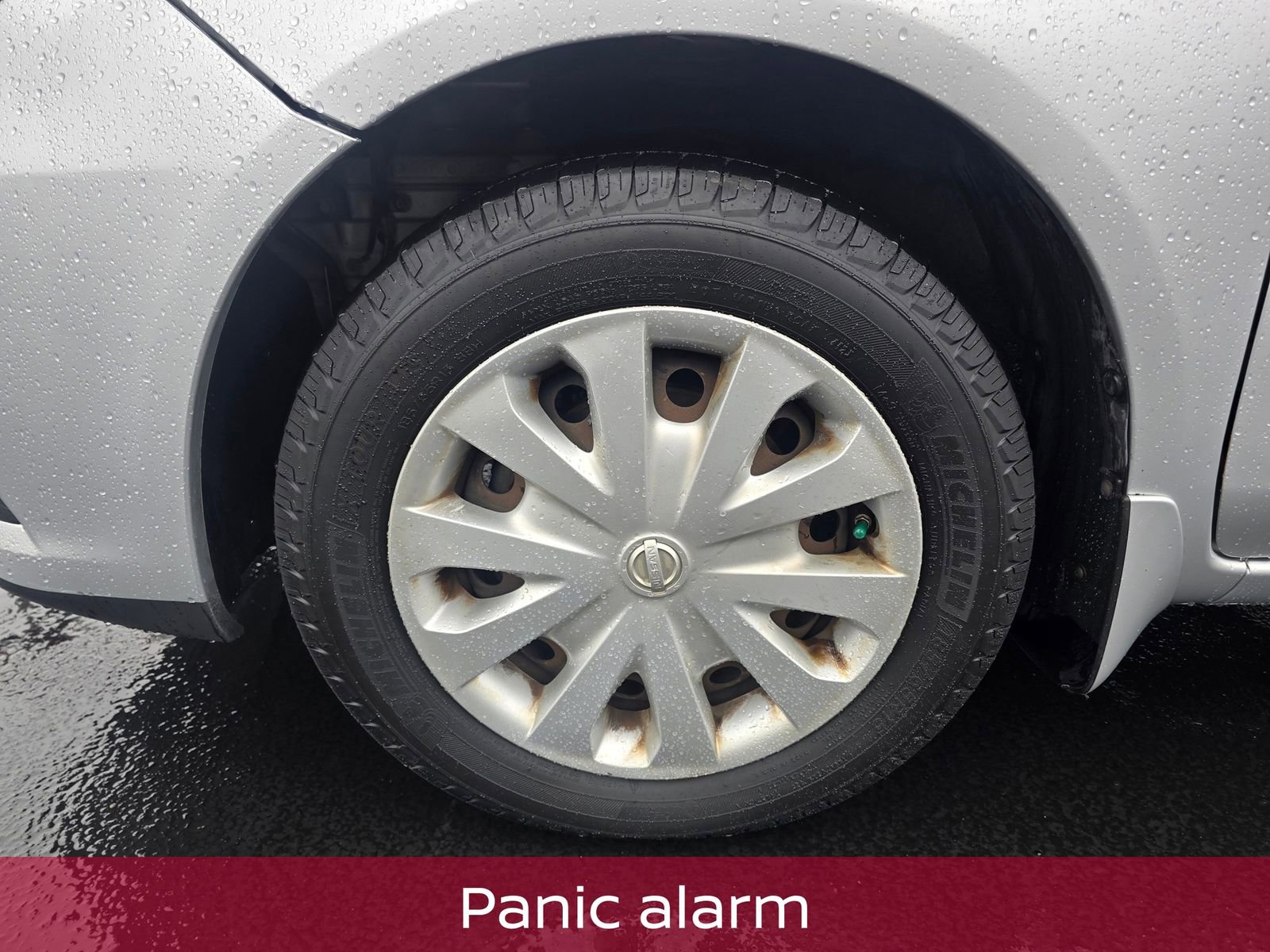 Used 2015 Nissan Versa SV image 10