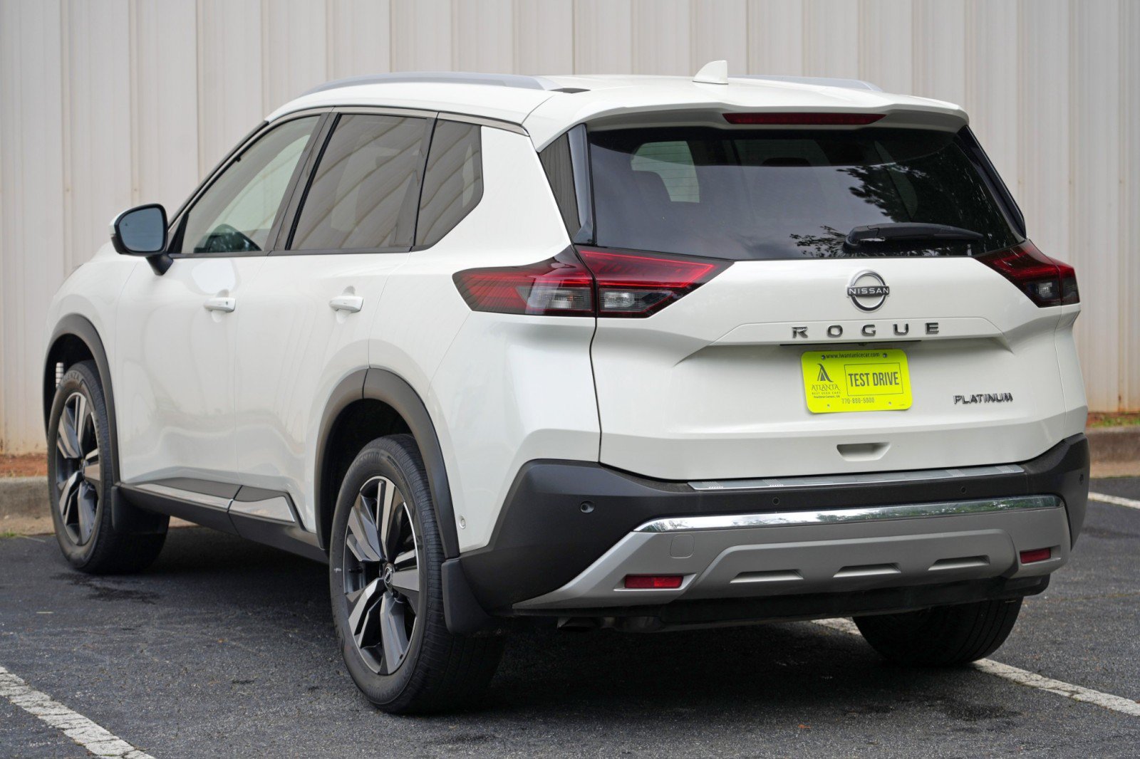 Used 2022 Nissan Rogue Platinum w/ Head-Up Display Package FWD image 48