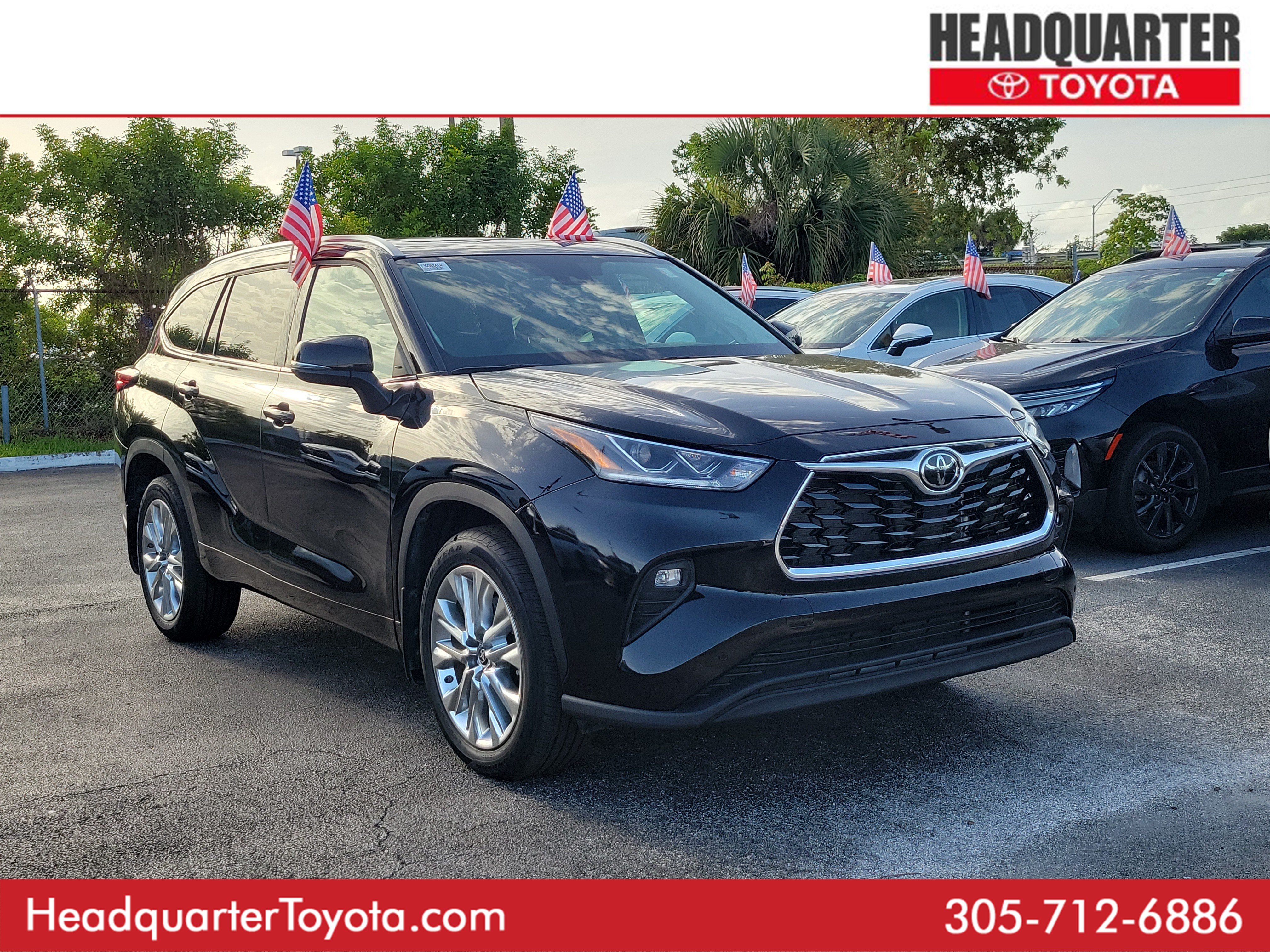 Used 2025 Toyota Highlander Limited FWD image 1