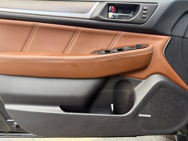 Used 2018 Subaru Outback 2.5i Touring AWD/4WD image 11