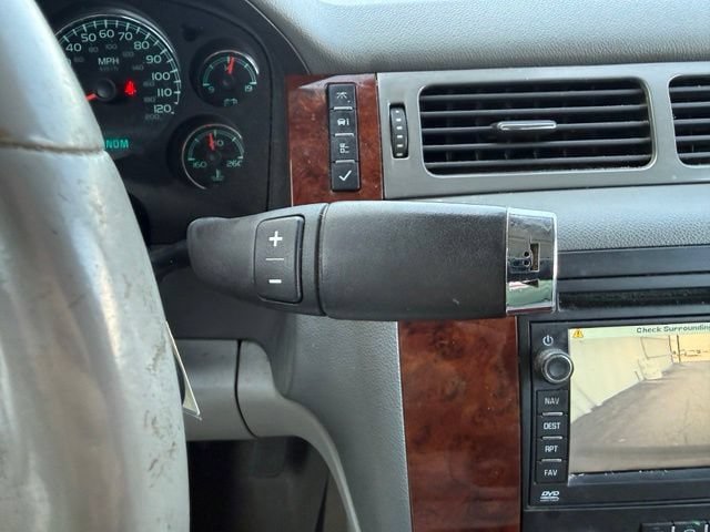 Used 2010 Chevrolet Tahoe LTZ AWD/4WD image 34