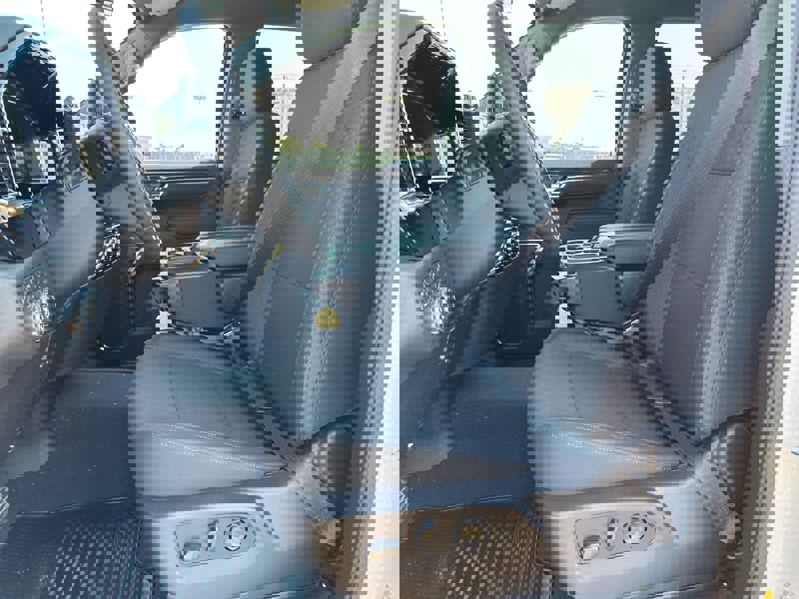 New 2026 GMC Sierra 1500 SLE w/ X31 Off-Road Package image 23