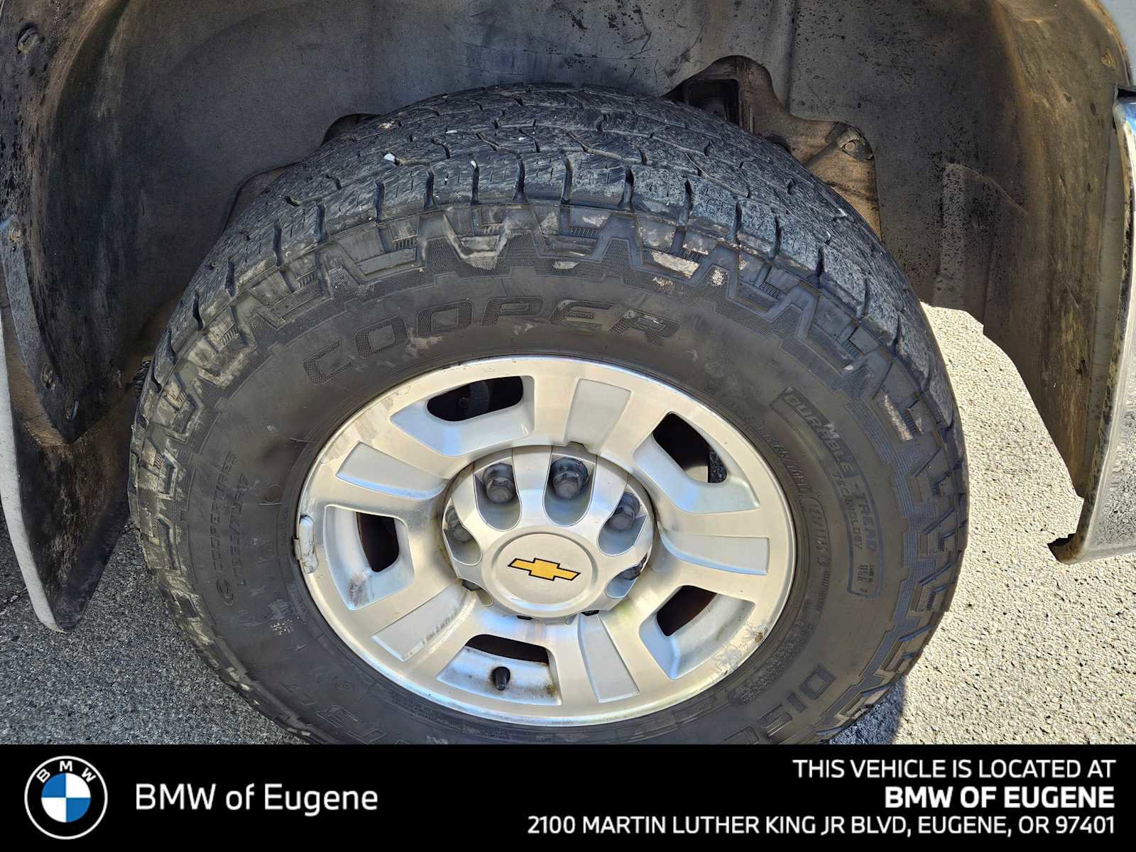 Used 2009 Chevrolet Silverado 2500 LT w/ Interior Plus Package image 9