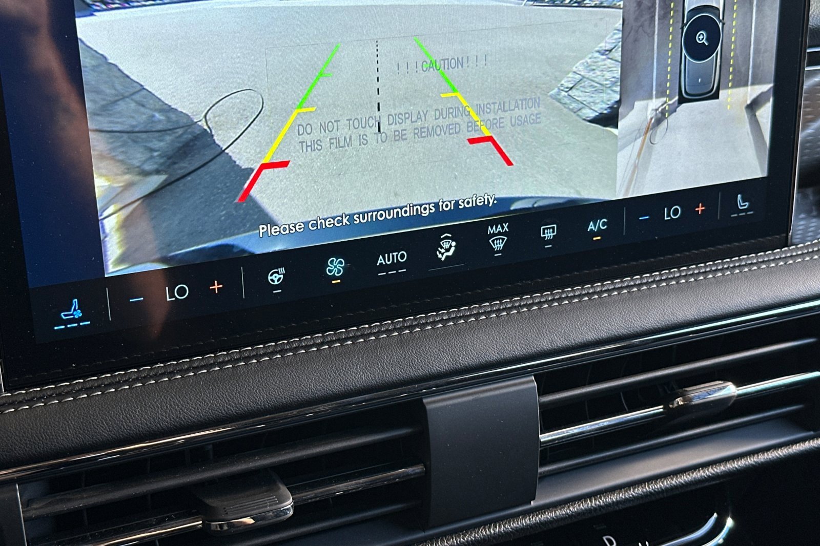 New 2025 Lincoln Corsair Reserve w/ Equipment Group 202A image 20