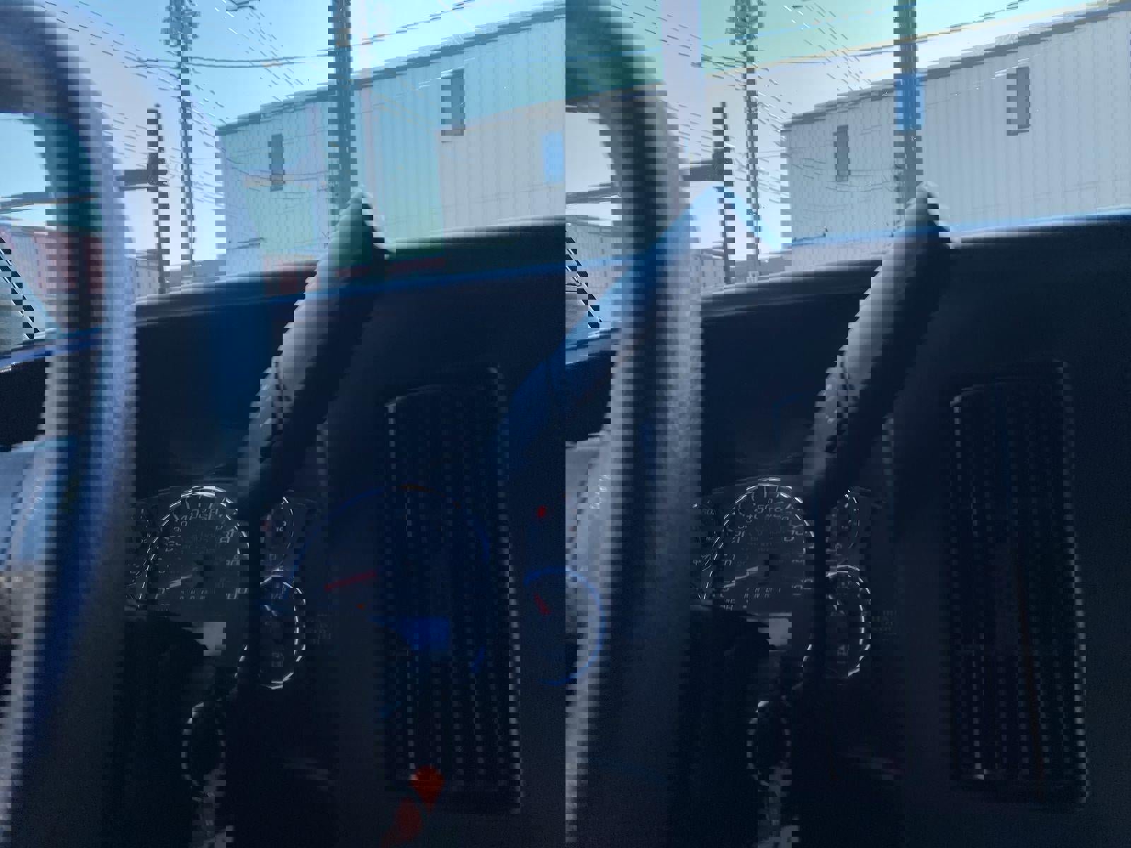 Used 2018 Chevrolet Express 2500 w/ Driver Convenience Package image 38