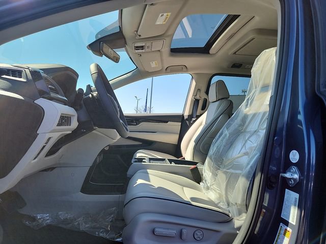 New 2026 Honda Odyssey Touring image 13