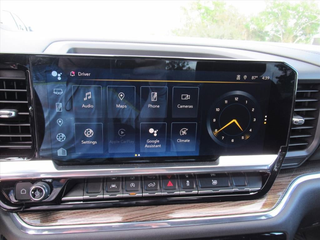 Used 2023 Chevrolet Silverado 1500 LT AWD/4WD image 25