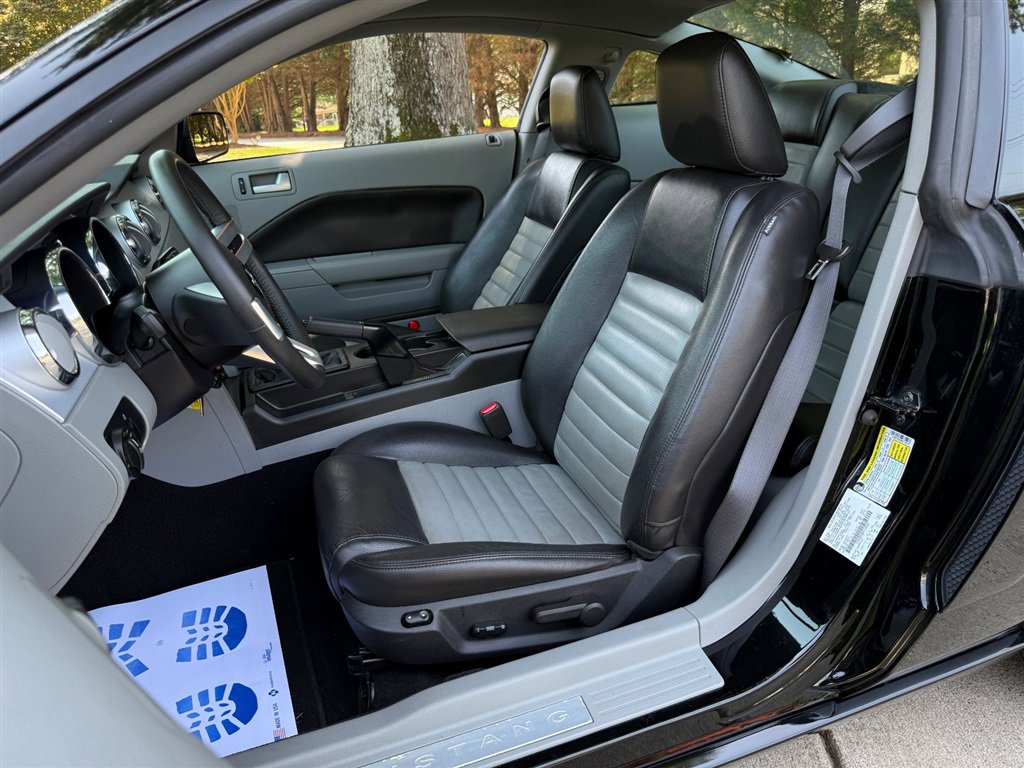 Used 2009 Ford Mustang GT image 47