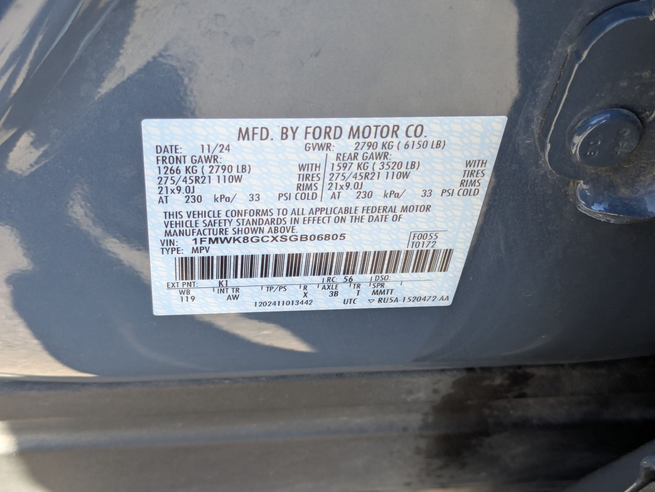 Used 2025 Ford Explorer ST AWD/4WD image 37