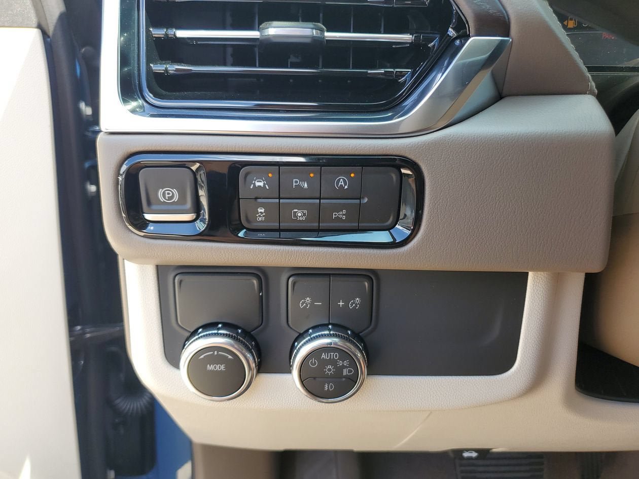 New 2026 GMC Yukon XL Denali RWD image 29