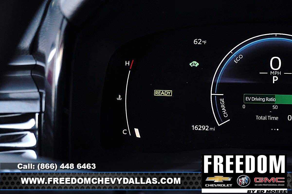 Used 2025 Toyota Camry LE image 23