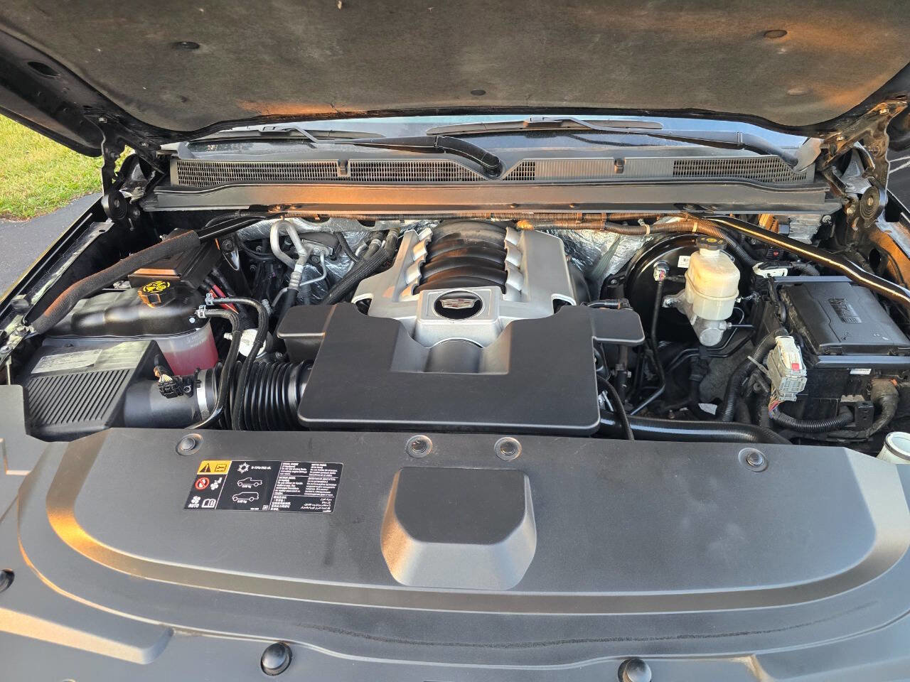 Used 2015 Cadillac Escalade ESV Premium image 24