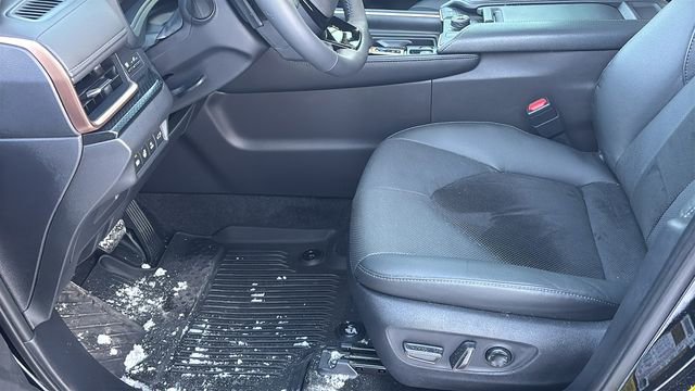 Used 2026 Toyota Grand Highlander MAX Platinum image 29