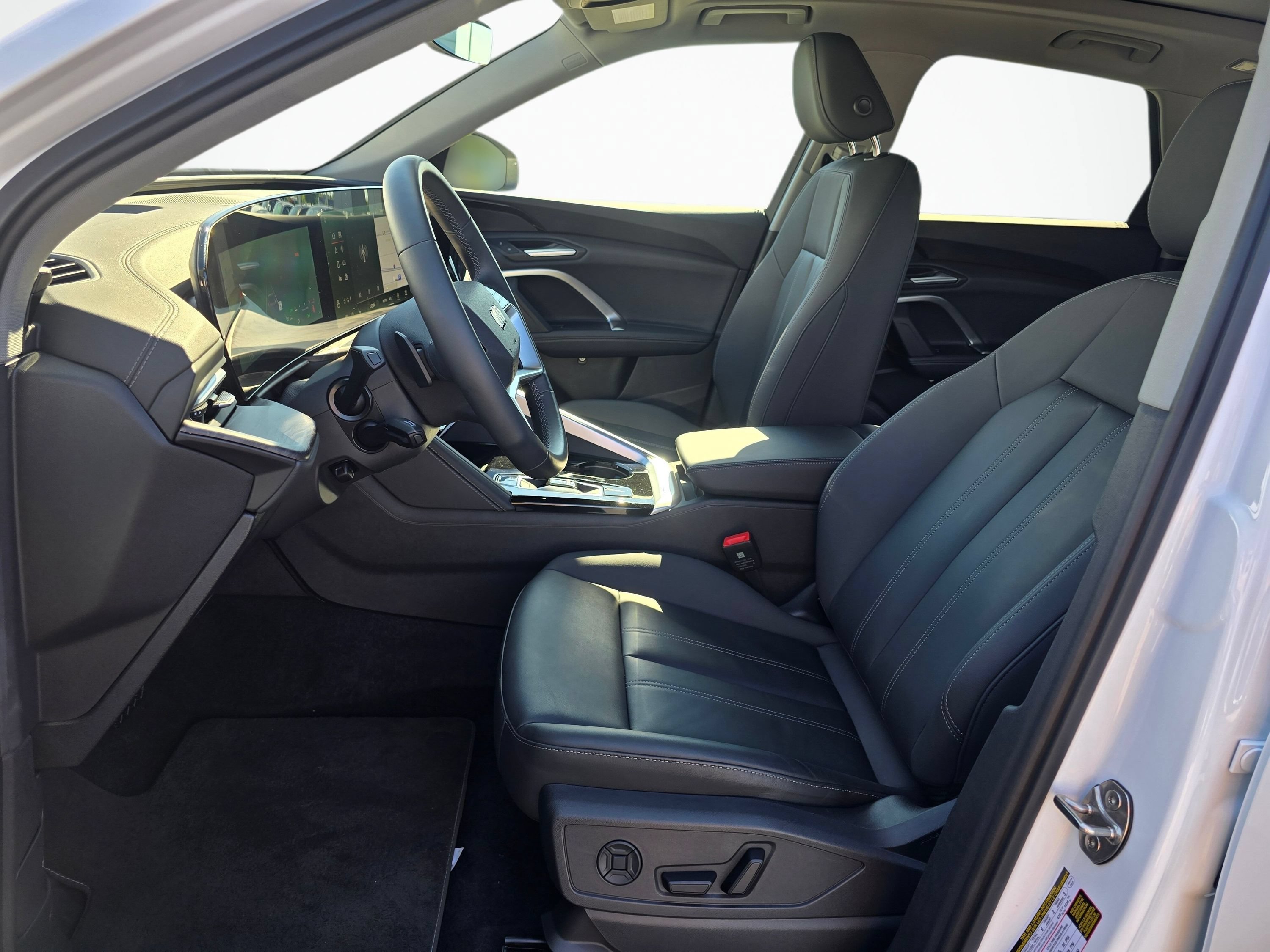 Certified 2025 Audi Q5 Premium w/ Convenience Package AWD/4WD image 12