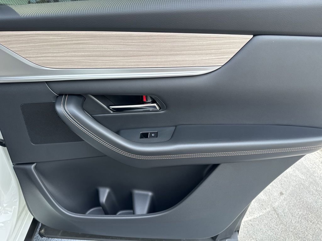New 2026 MAZDA CX-70 SC AWD/4WD image 16