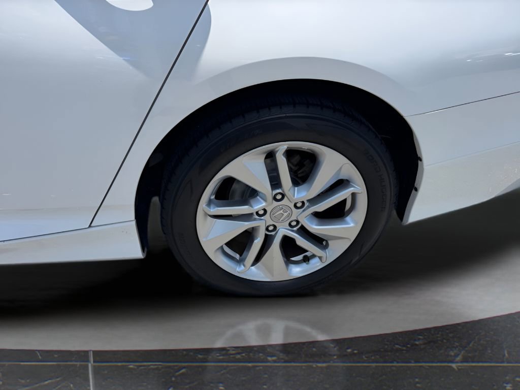 Used 2019 Honda Accord LX image 10