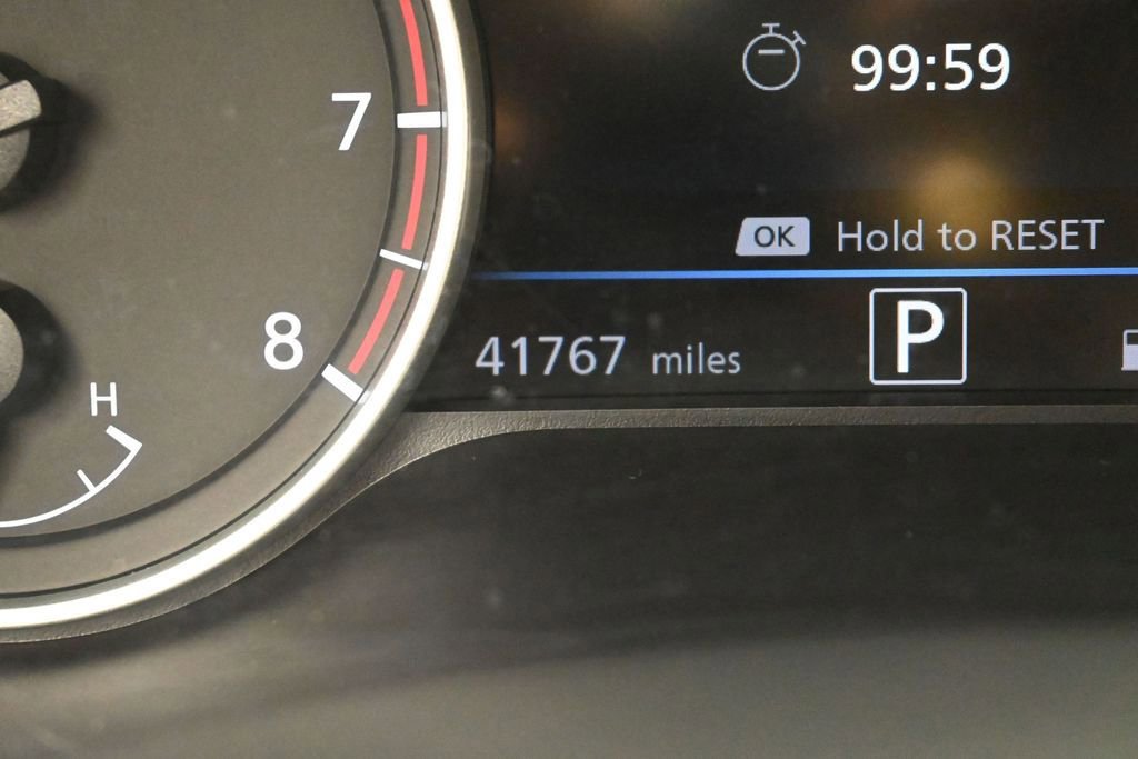 Used 2022 Nissan Sentra SV FWD image 25