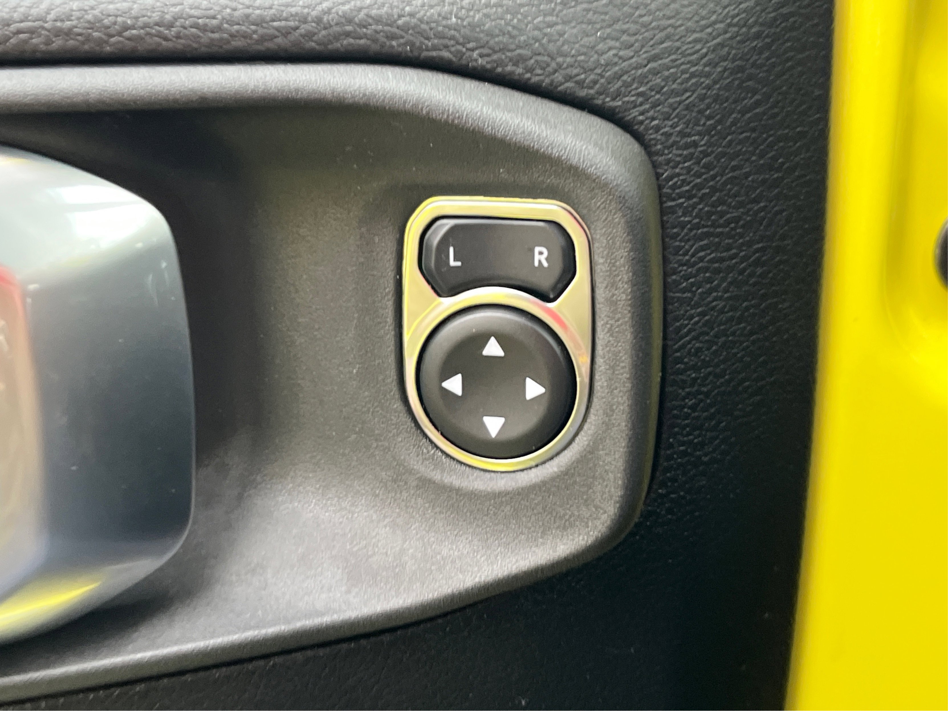 Used 2023 Jeep Wrangler Unlimited Rubicon 4xe w/ Steel Bumper Group image 50