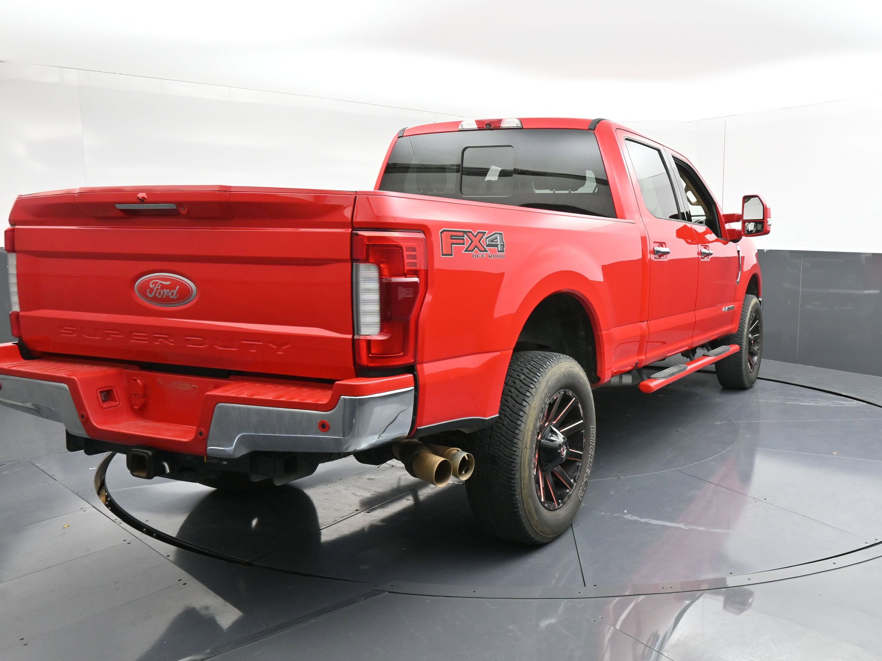 Used 2018 Ford F250 Lariat w/ Lariat Ultimate Package image 8