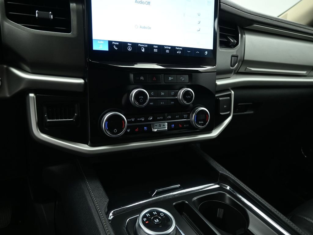 Certified 2024 Ford Expedition Max XLT image 16