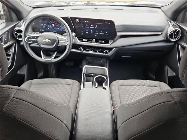 Certified 2025 Chevrolet Equinox LT FWD image 18