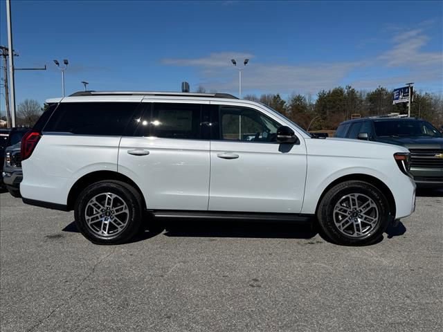 New 2026 Ford Expedition Active RWD image 2