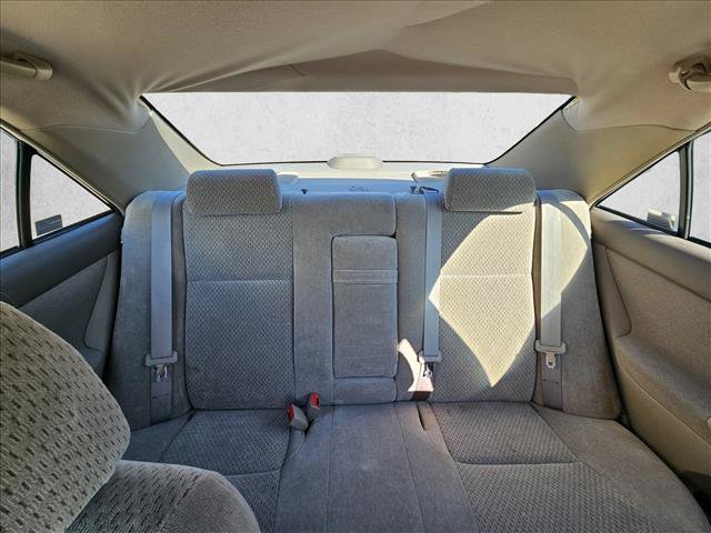 Used 2004 Toyota Camry LE FWD image 13