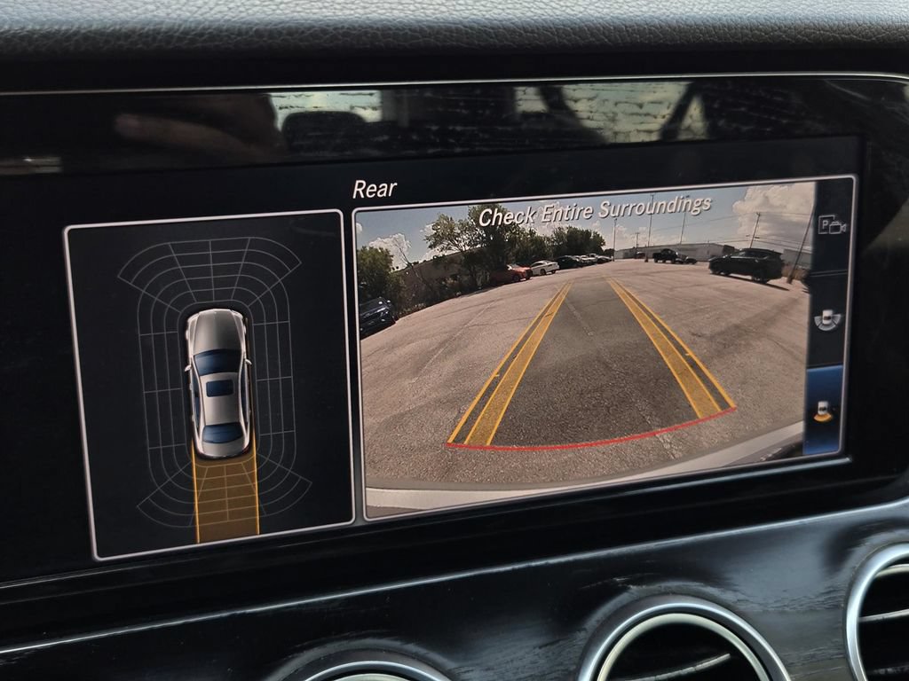 Used 2018 Mercedes-Benz E 300 image 20