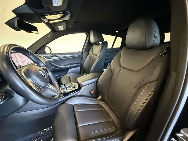 Used 2023 BMW X4 xDrive30i w/ M Sport Package image 2