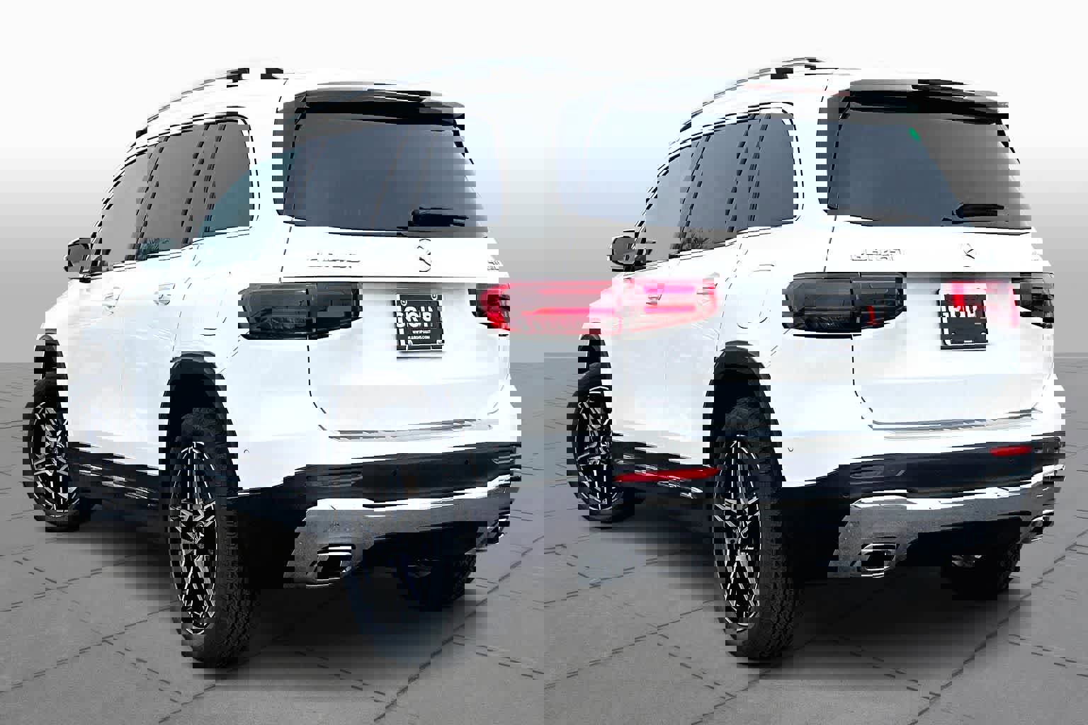 New 2026 Mercedes-Benz GLB 250 4MATIC image 4